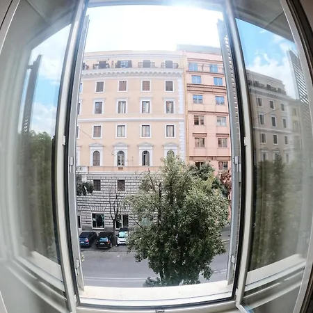 Casa de hóspedes Domus Conte By Local Domus Roma