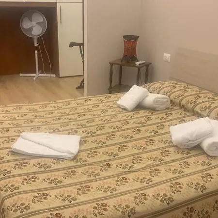 Domus Conte Guest house Rome