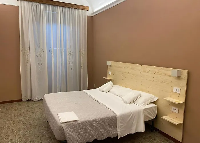 Domus Conte By Local Domus Guest house